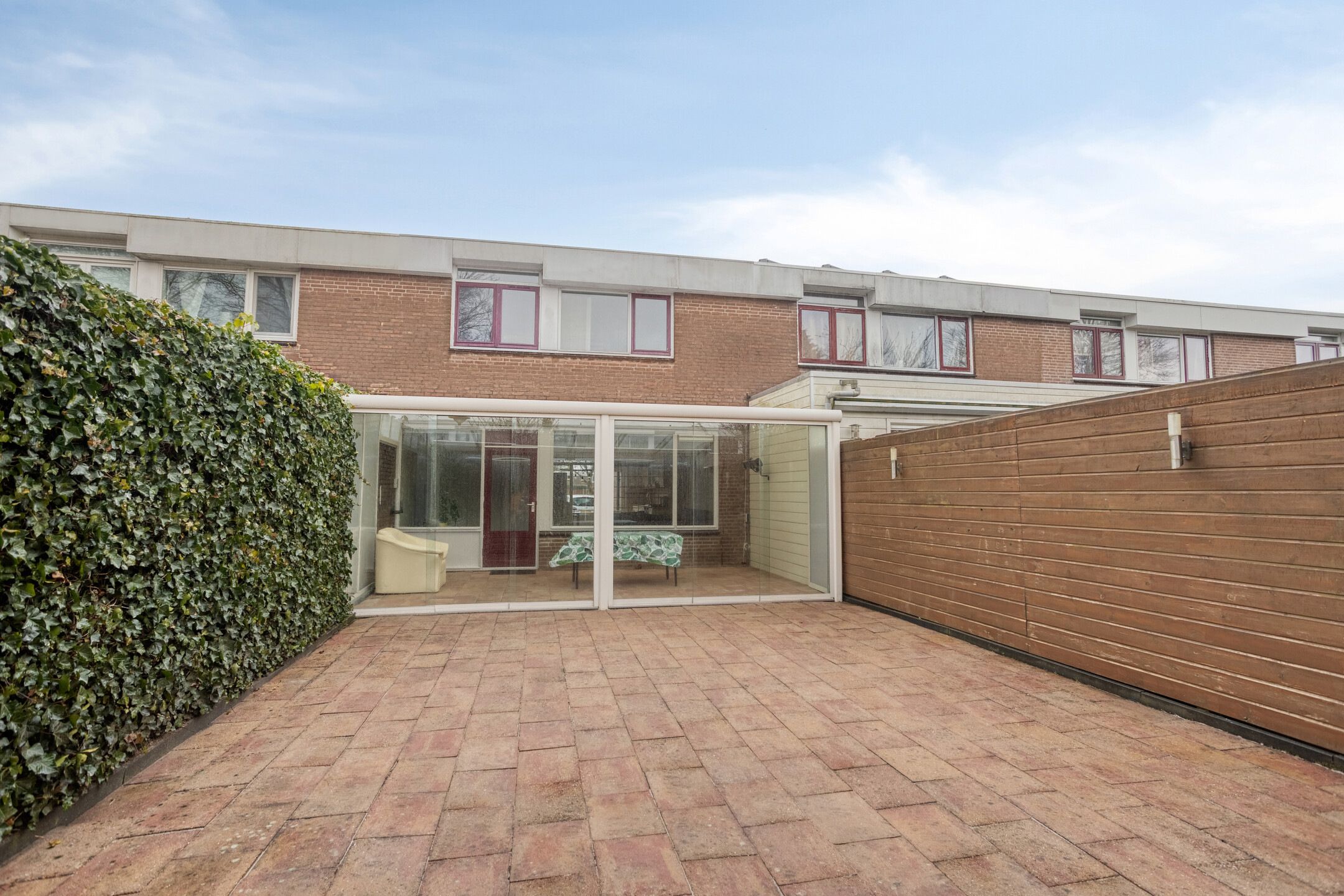 Spacious family home with potential, conservatory and west-facing garden in Lelystad — 27