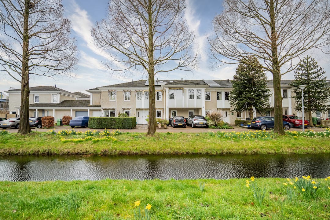 Photo 2 of Cor van Osnabruggelaan 67