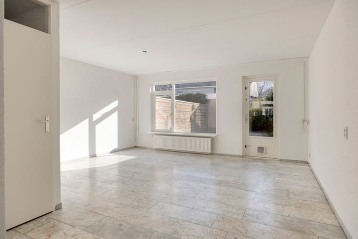 Photo 3 of Opaalstraat 12