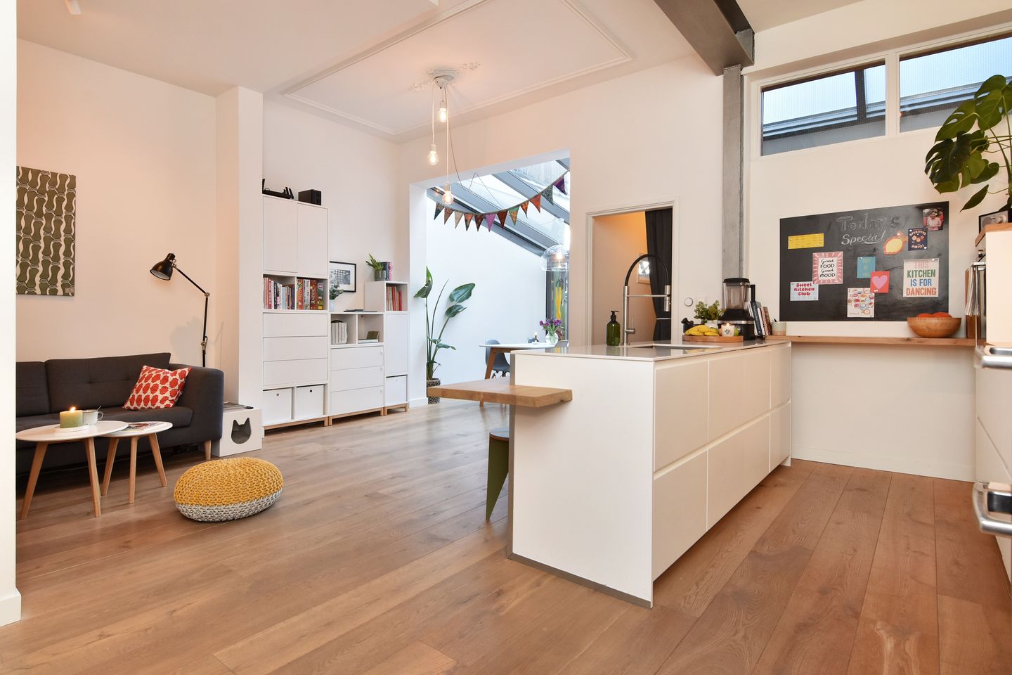 Foto 14 van Weimarstraat 40