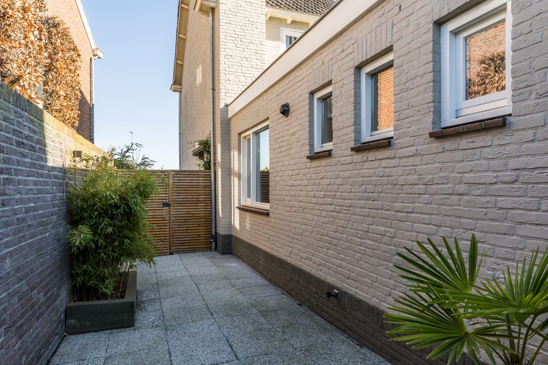 Foto 31 van President Kennedystraat 1-B