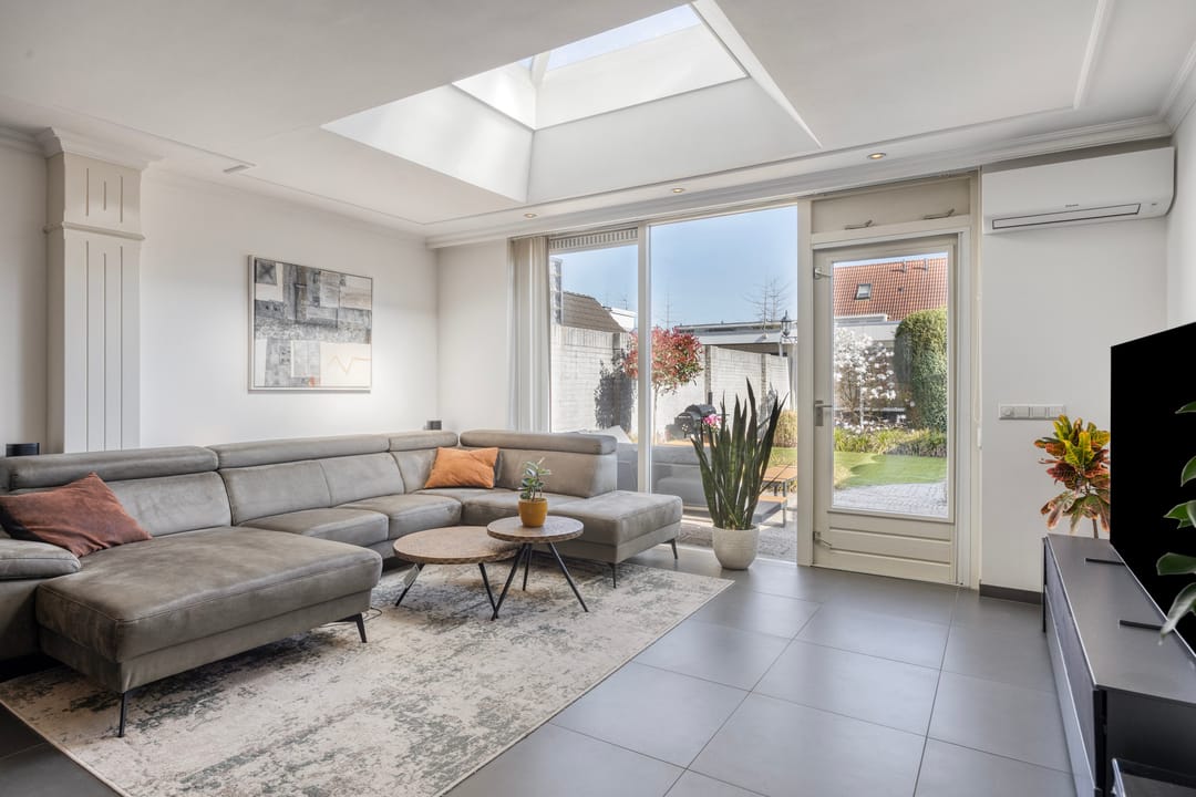 Foto 2 van Etnastraat 4