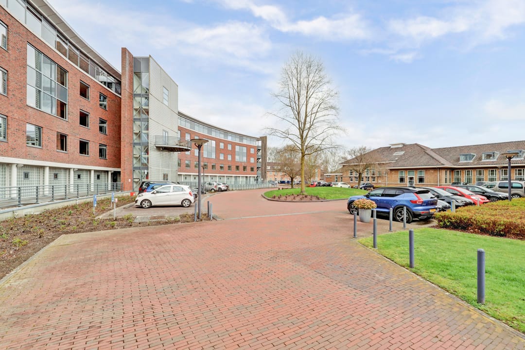 Photo 32 of Hendrika van Tussenbroeklaan 44