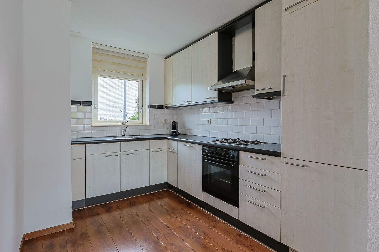 Foto 10 van Harmen Doumastraat 14