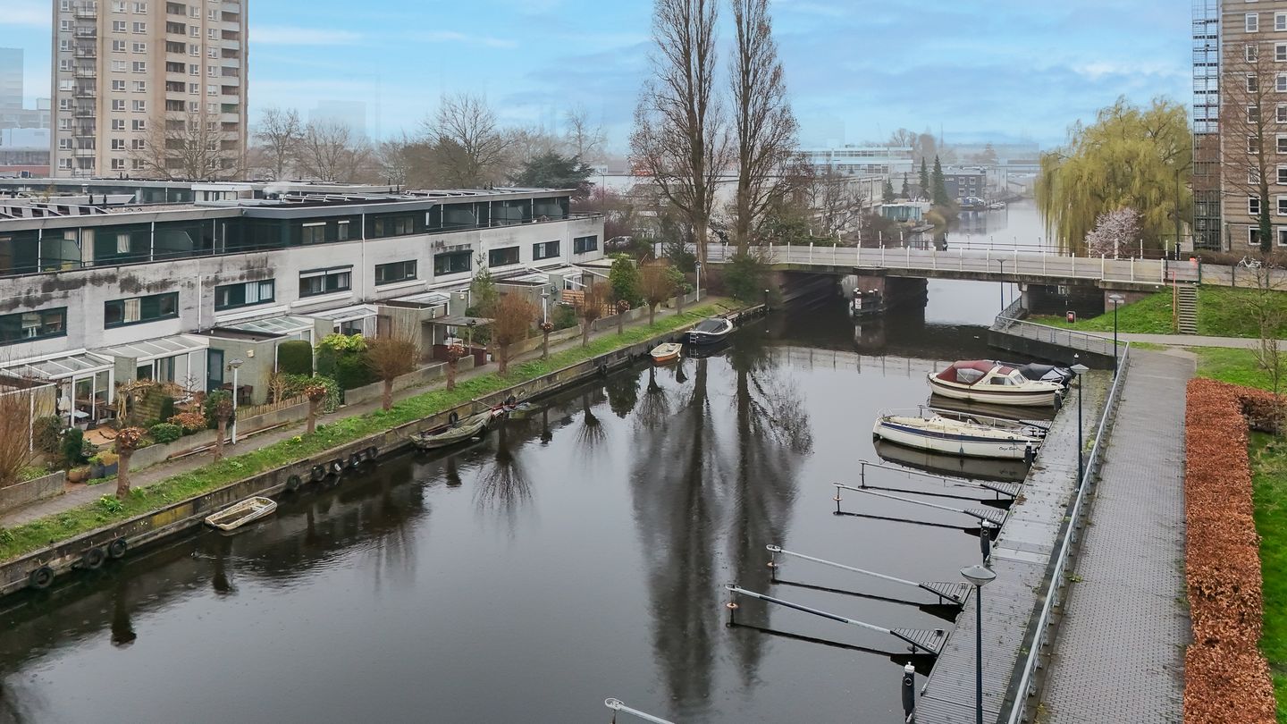 Foto 44 van Harmen Doumastraat 14