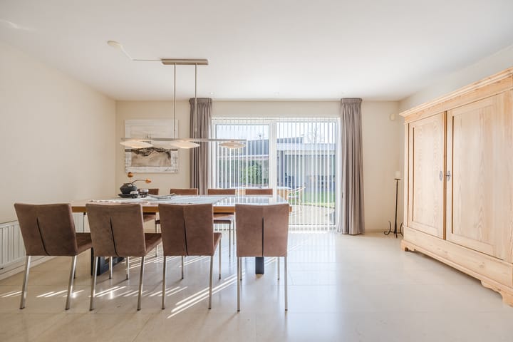 Photo 4 of Verdiesenstraat 7