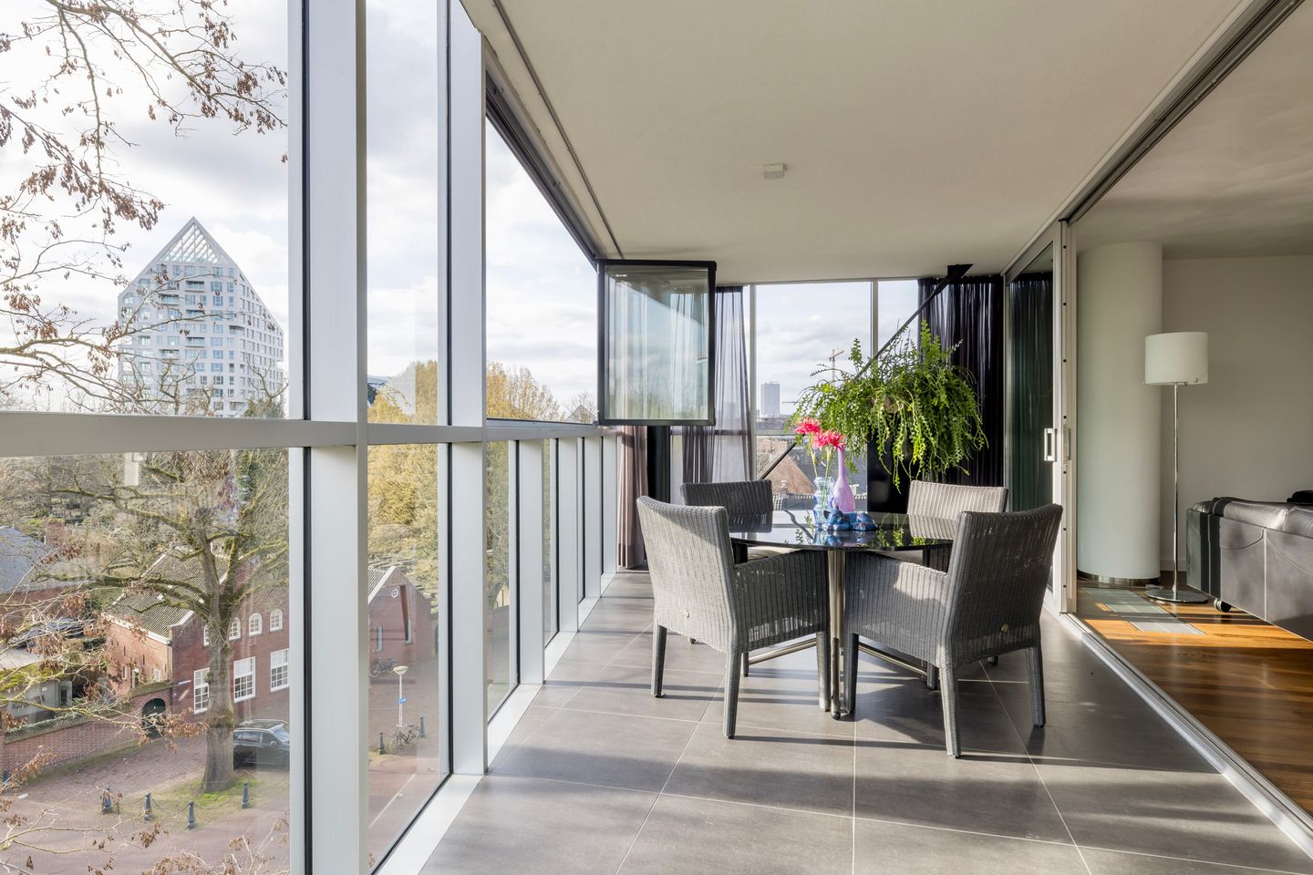 Foto 20 van Frederik van Eedenplein 8