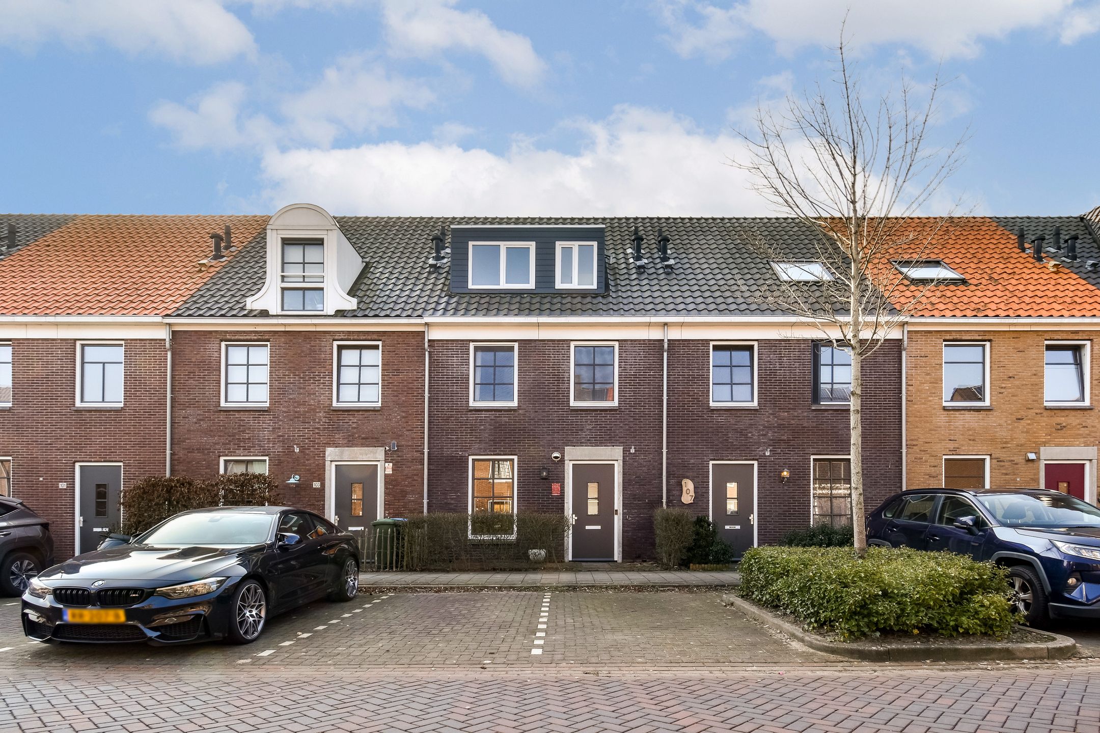 Buying a house in The Netherlands., Zuiderzeelaan 105