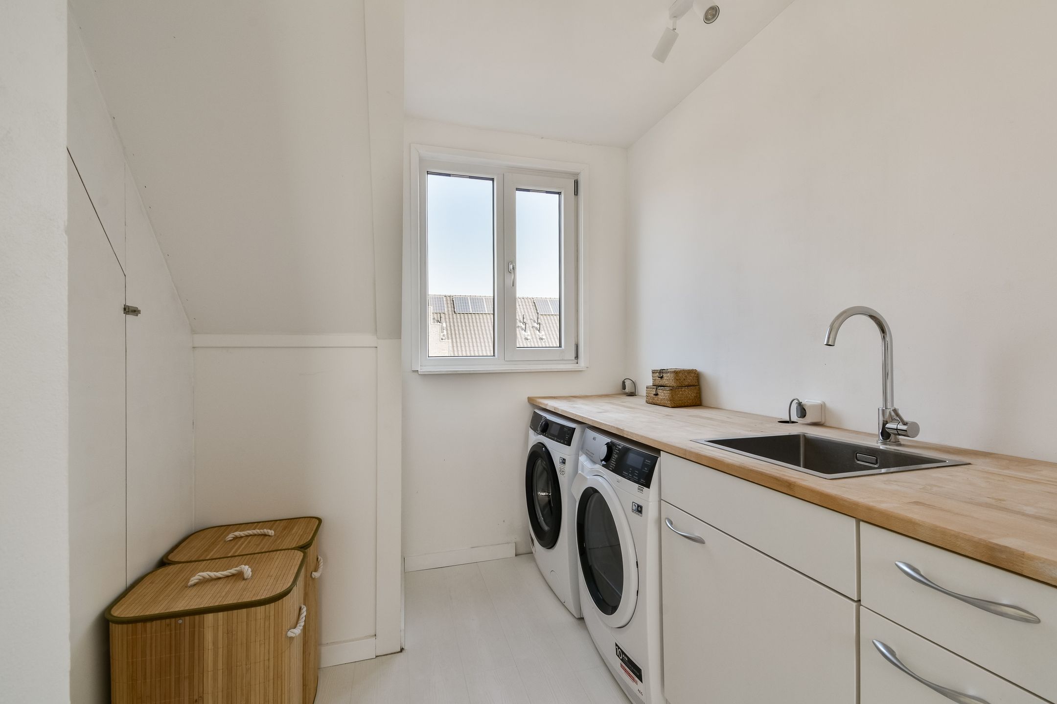 Photo 27 of Zuiderzeelaan 105