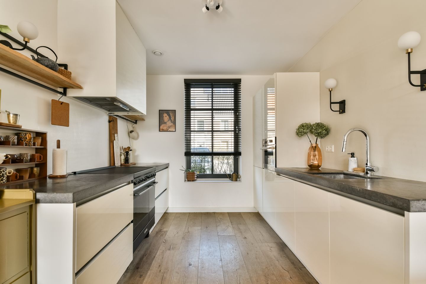 Photo 10 of Zuiderzeelaan 105