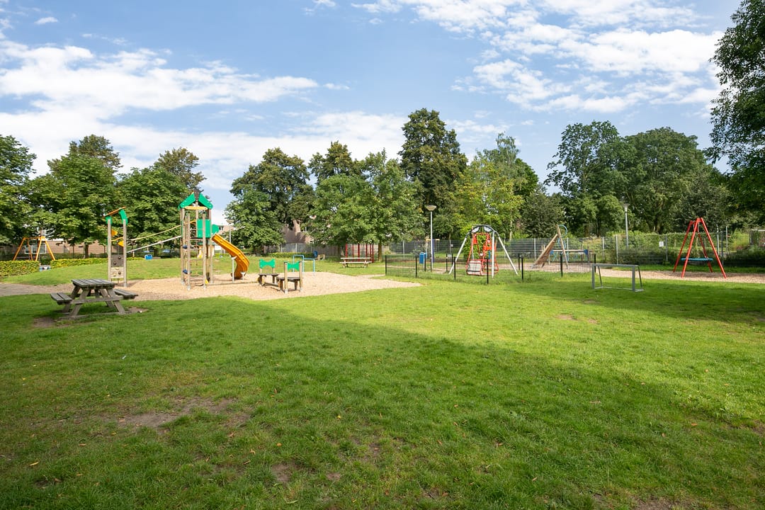 Photo 32 of Vanenburg 118