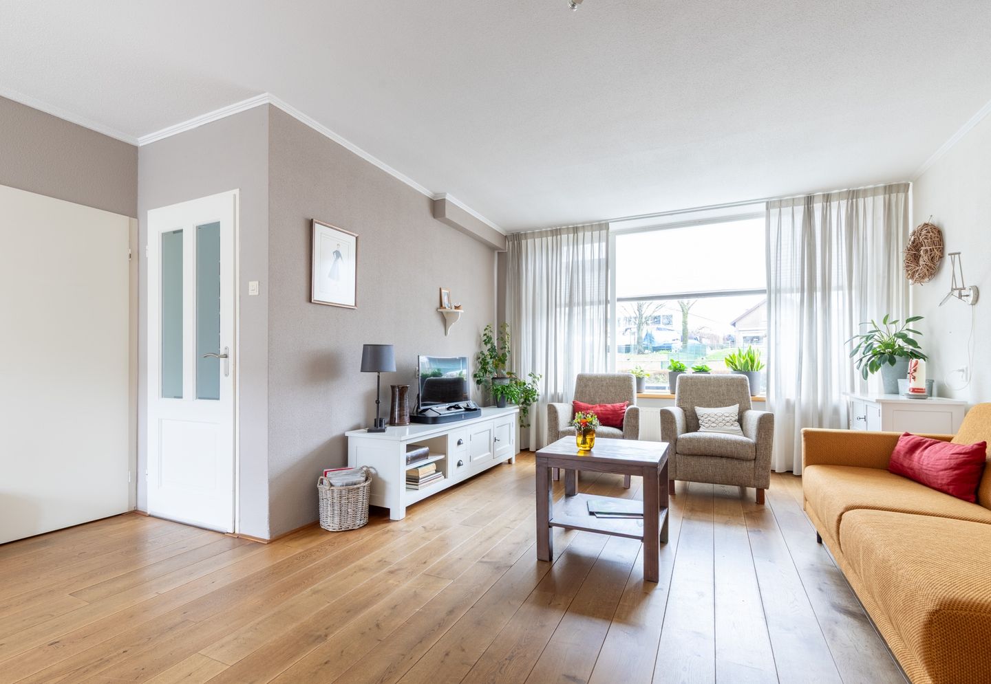 Photo 4 of Emmalaan 34