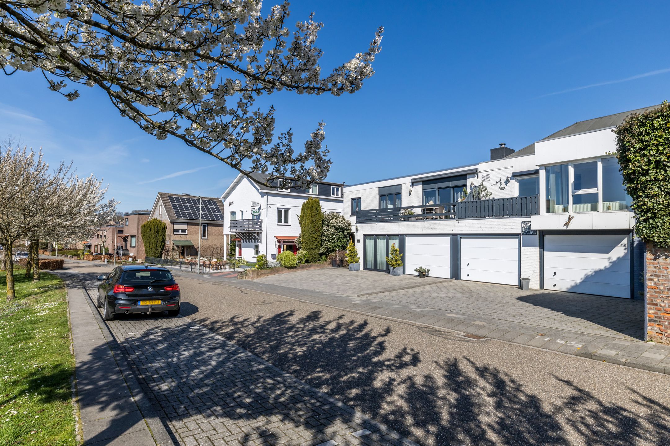 Photo 45 of Parallelweg 69