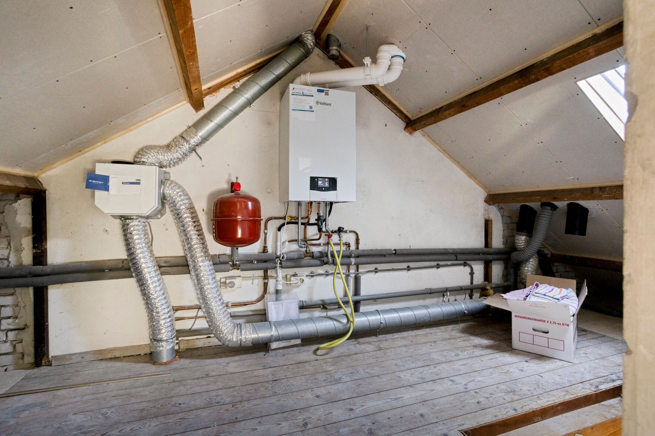 Foto 33 van Lesturgeonstraat 24