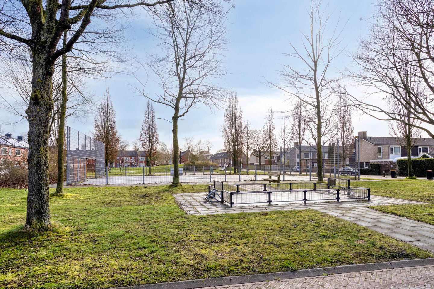 Foto 44 van Lesturgeonstraat 24