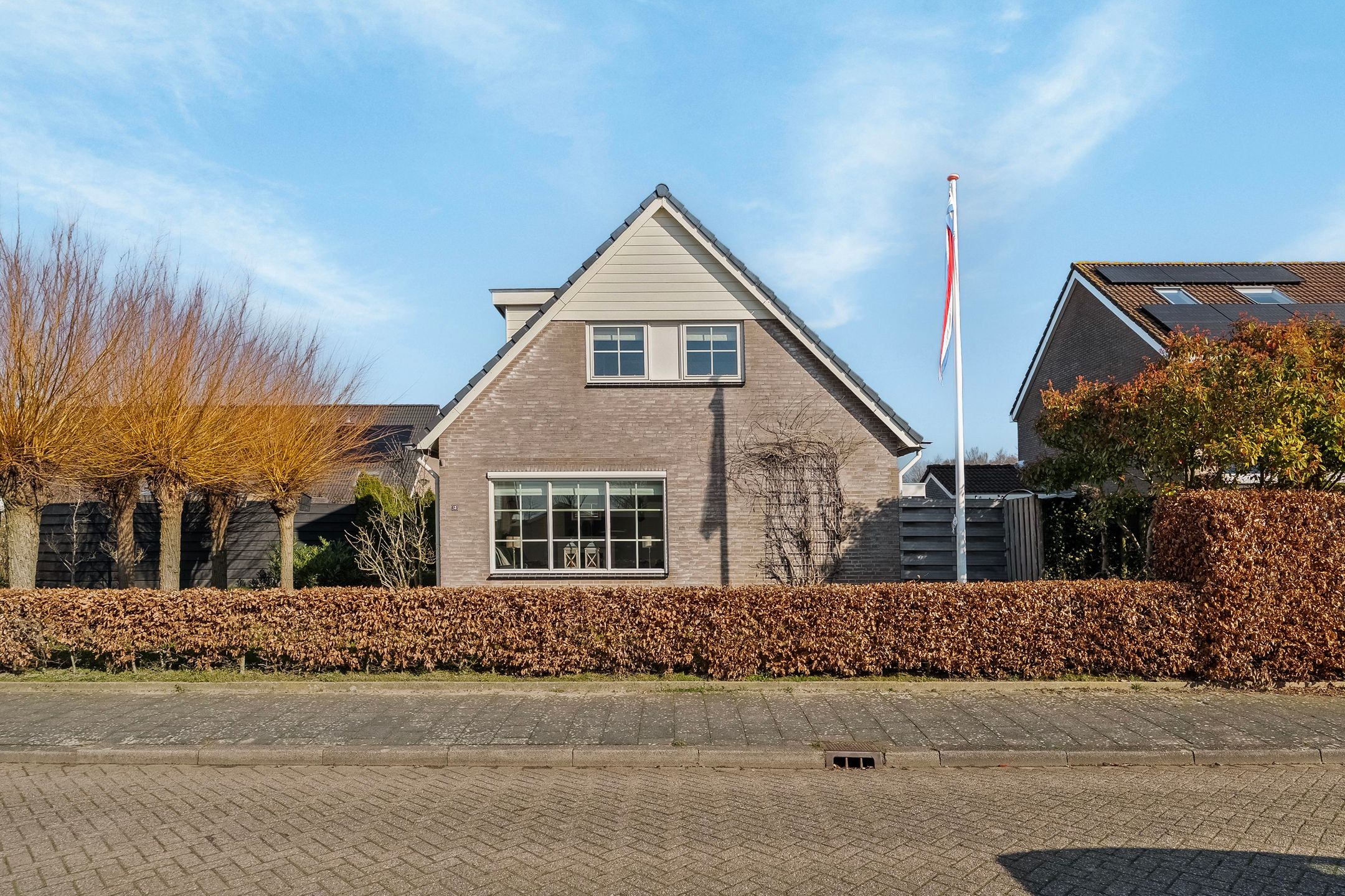 Photo 3 of Van Cralingenstraat 13