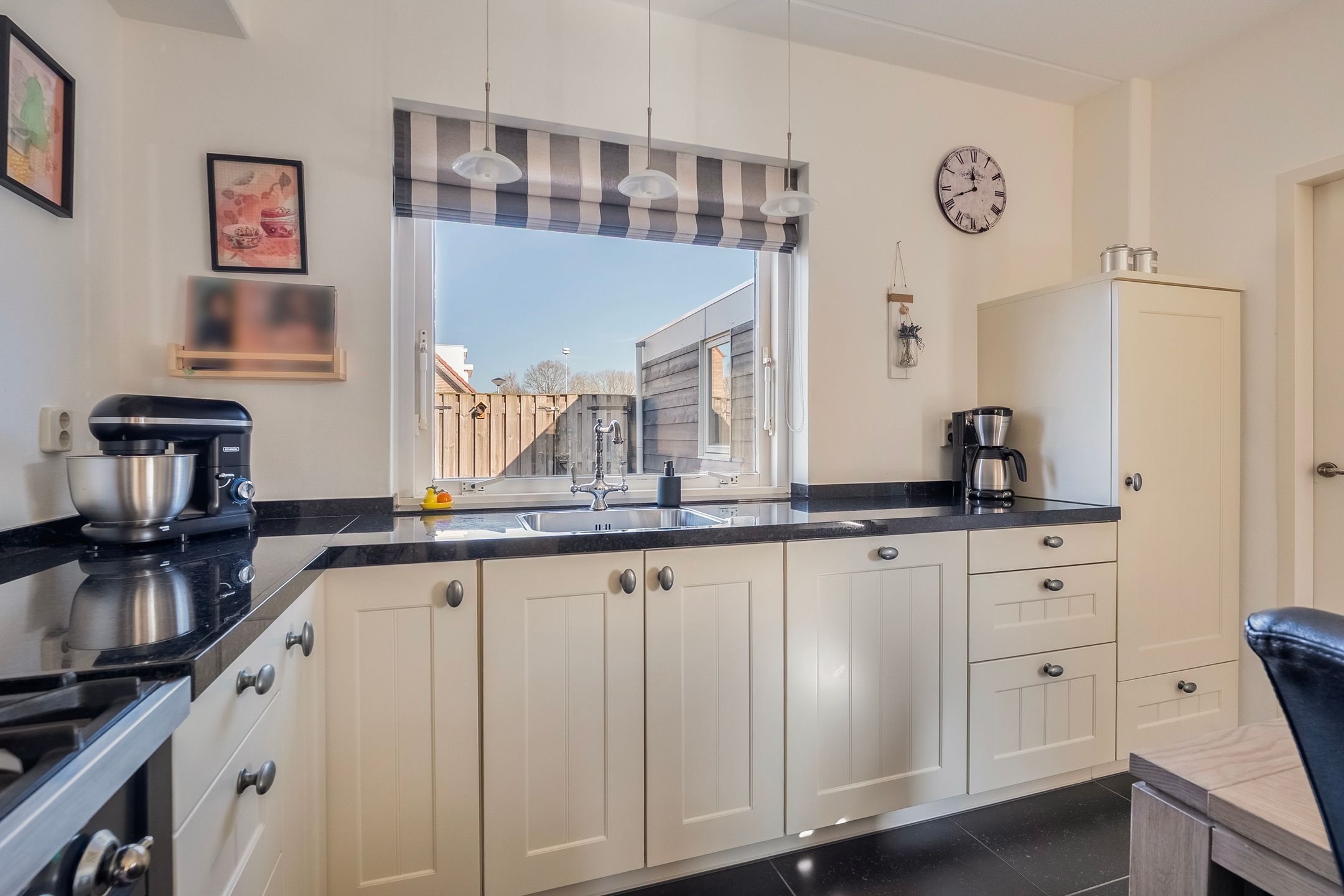 Photo 21 of Van Cralingenstraat 13