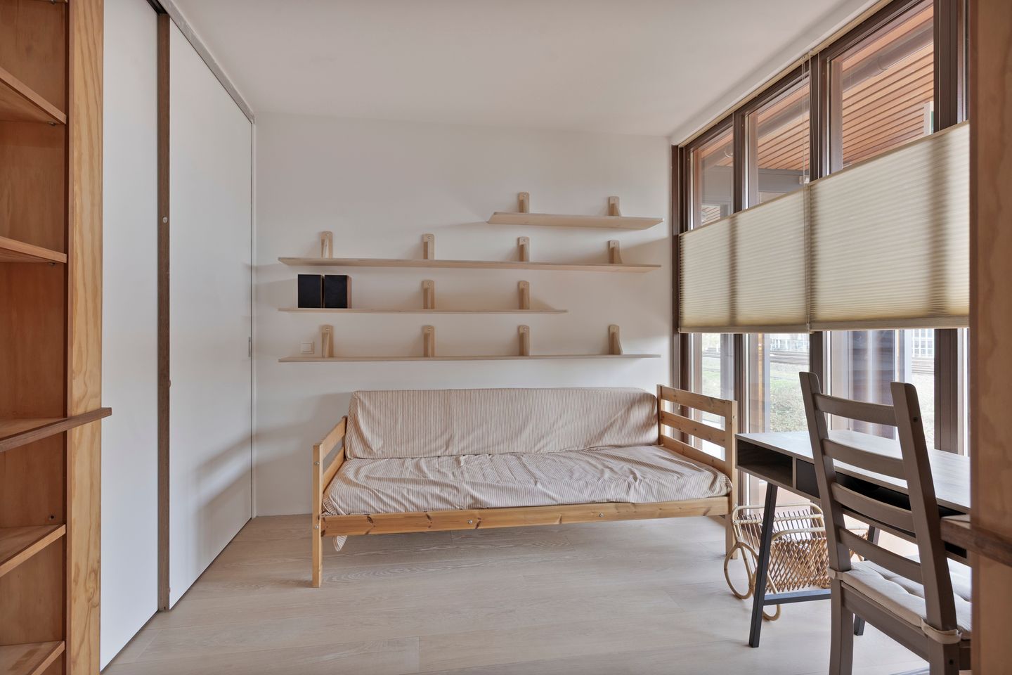Modern 3-Room Apartment with Serre in Car-Free Funenpark — 27