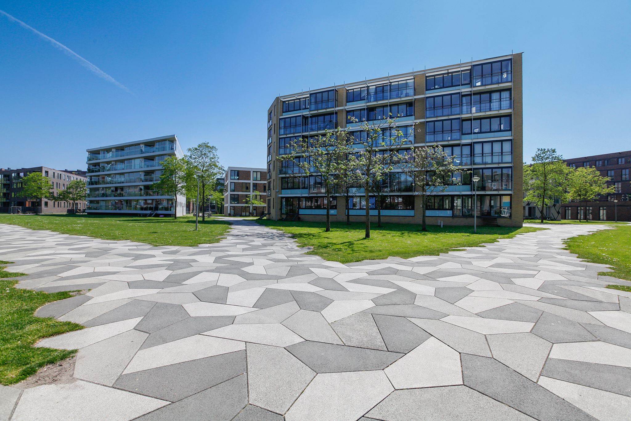 Modern 3-Room Apartment with Serre in Car-Free Funenpark — 29