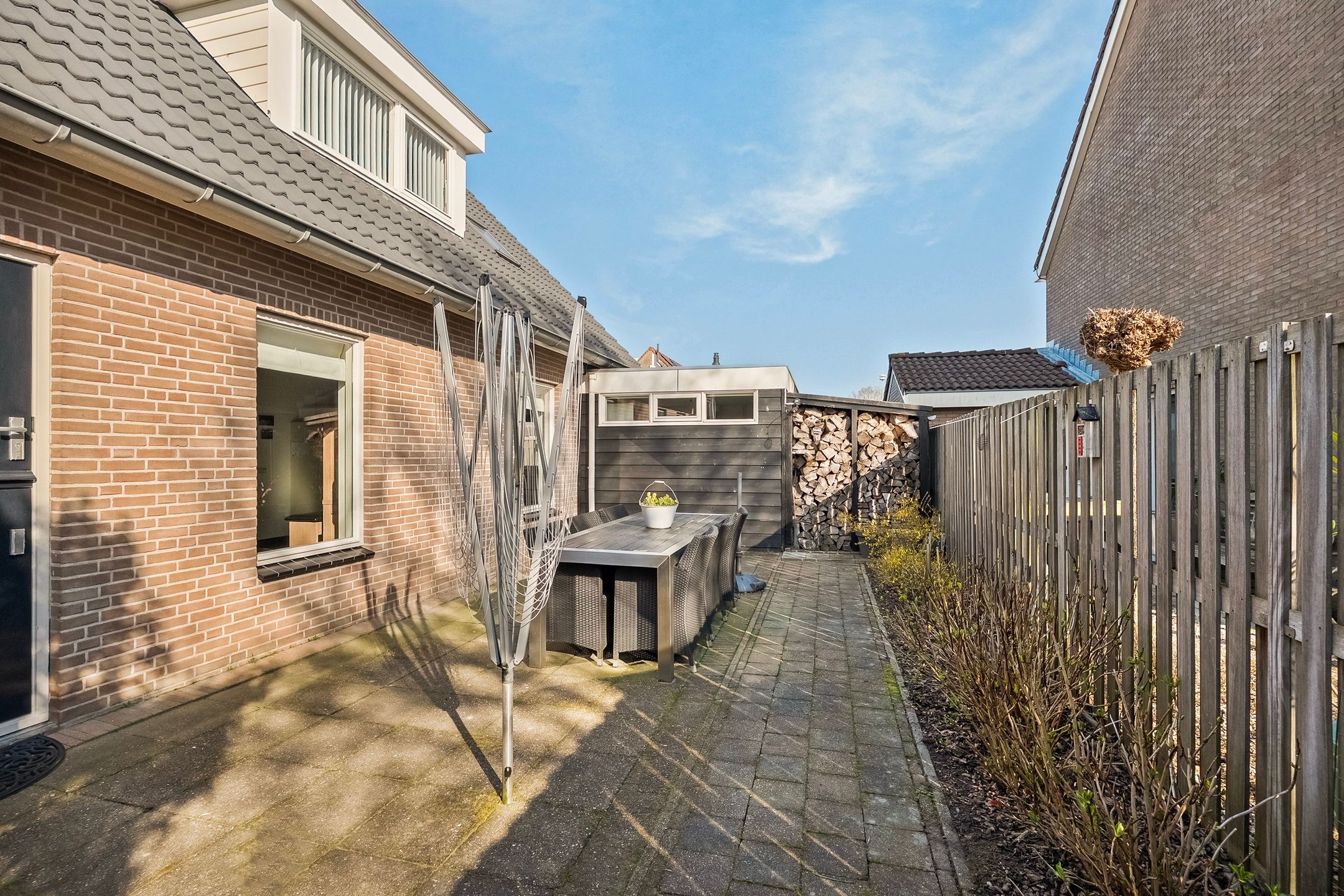 Photo 48 of Van Cralingenstraat 13