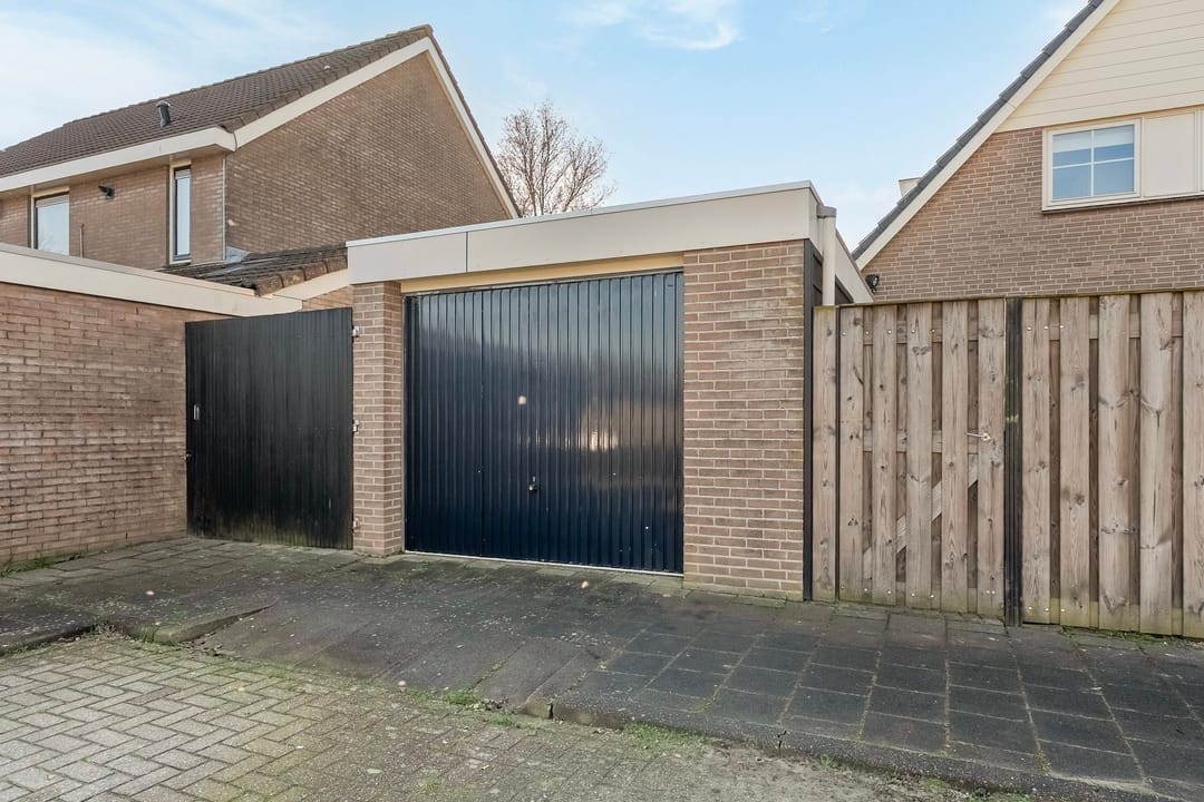 Photo 53 of Van Cralingenstraat 13