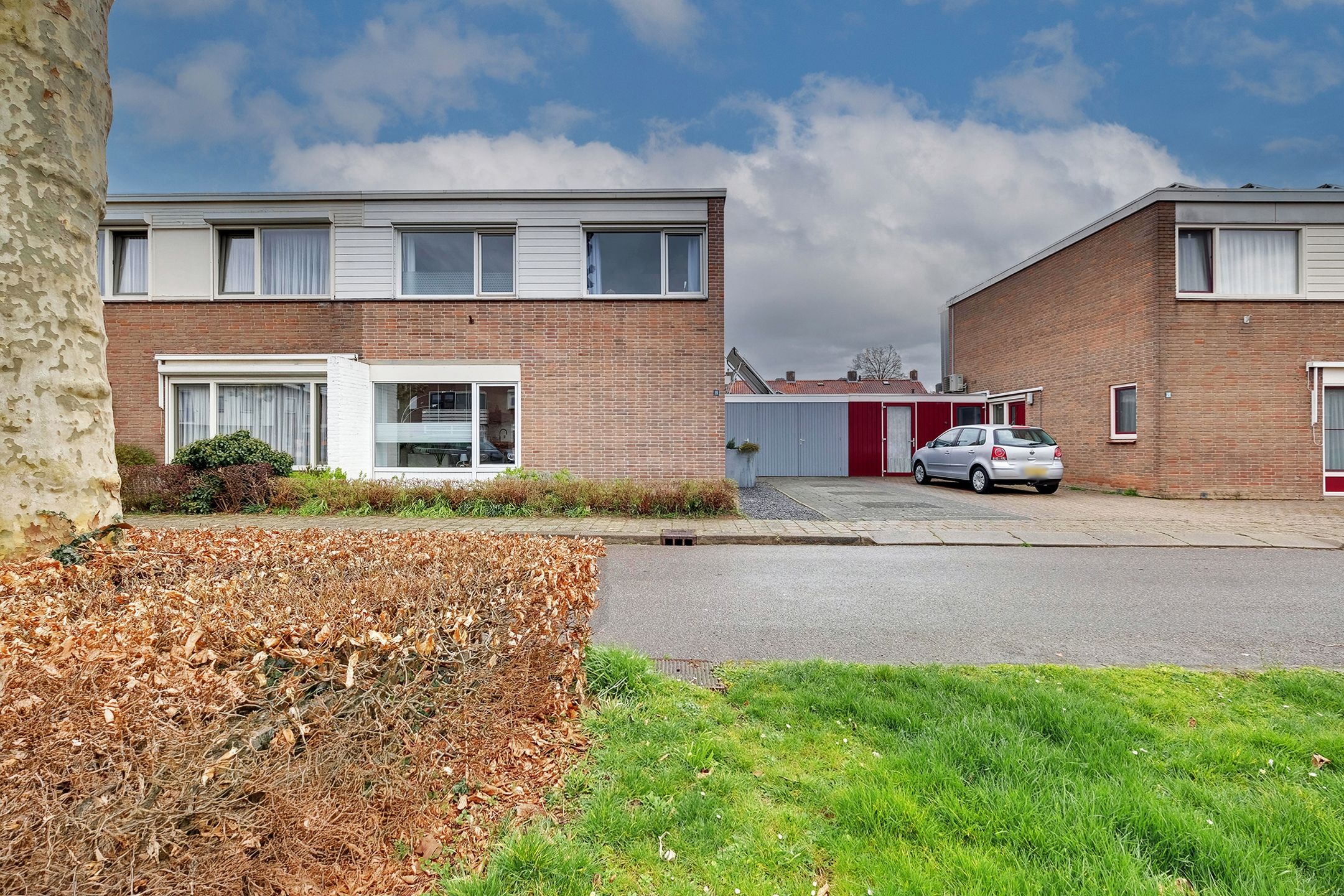 Buying a house in The Netherlands., Oranjelaan 19