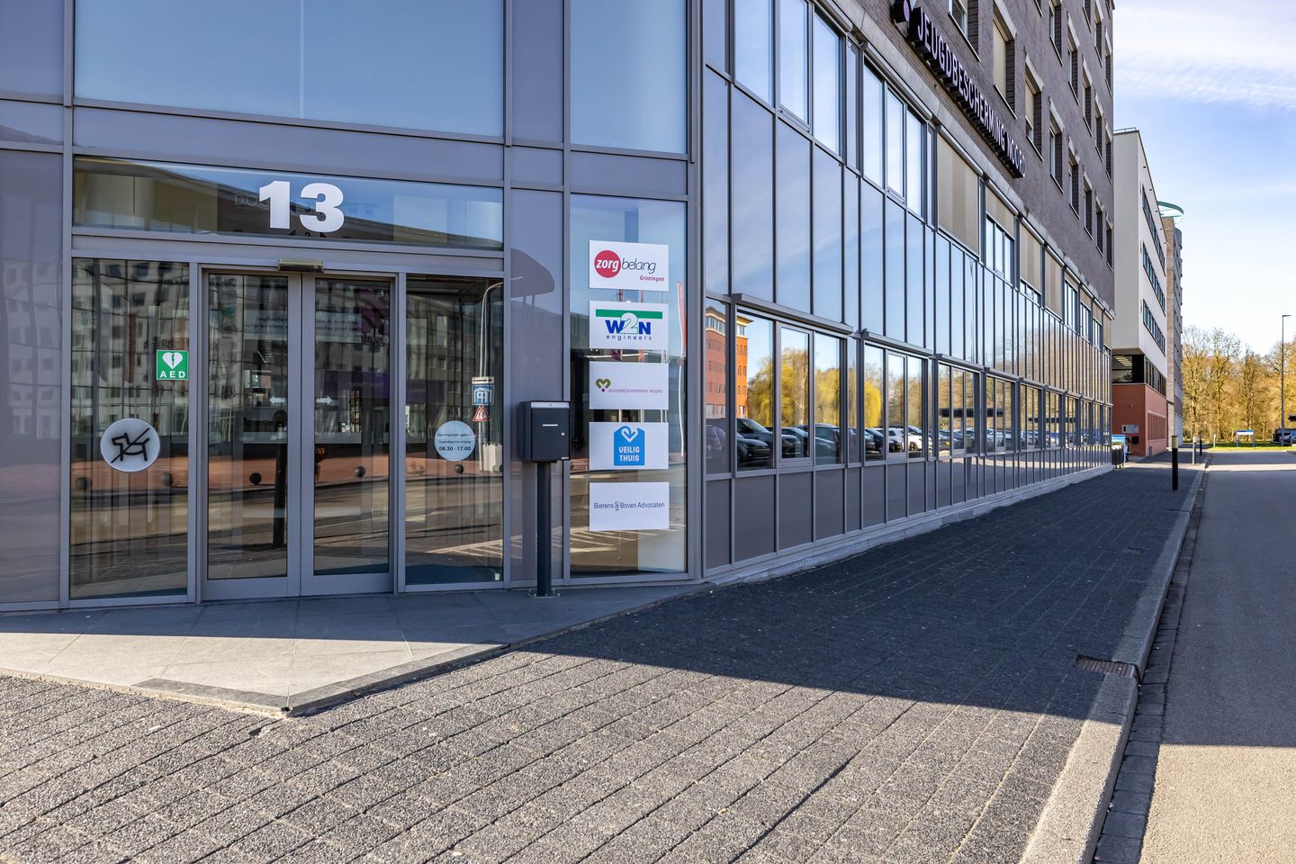 View photo 2 of Leonard Springerlaan 13