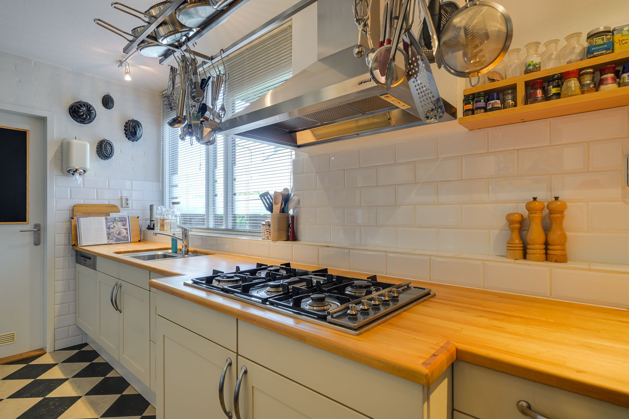 Foto 15 van Dotterbloem 17