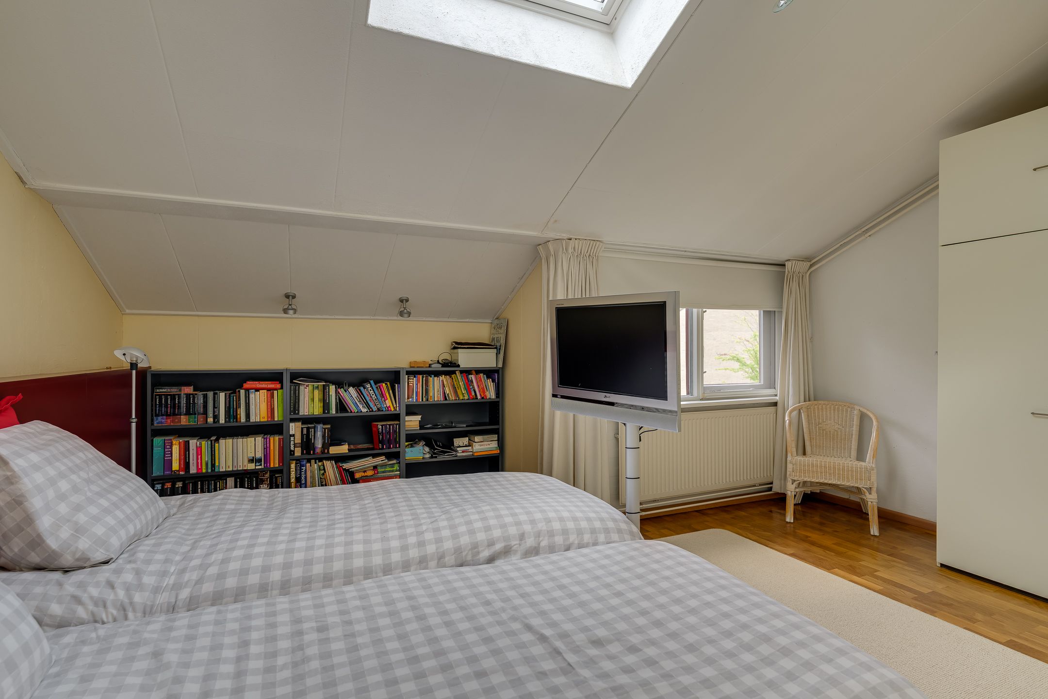 Foto 30 van Dotterbloem 17