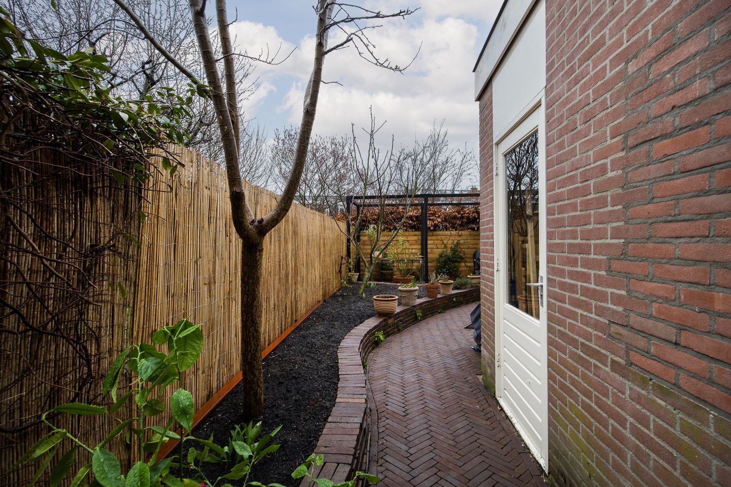 Foto 34 van Narcisstraat 36