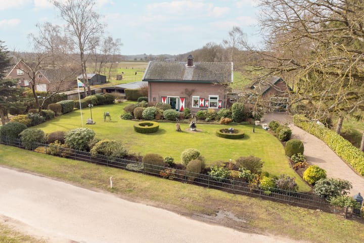 Vrijstaande woning te koop: Schoolpad 15, Uddel