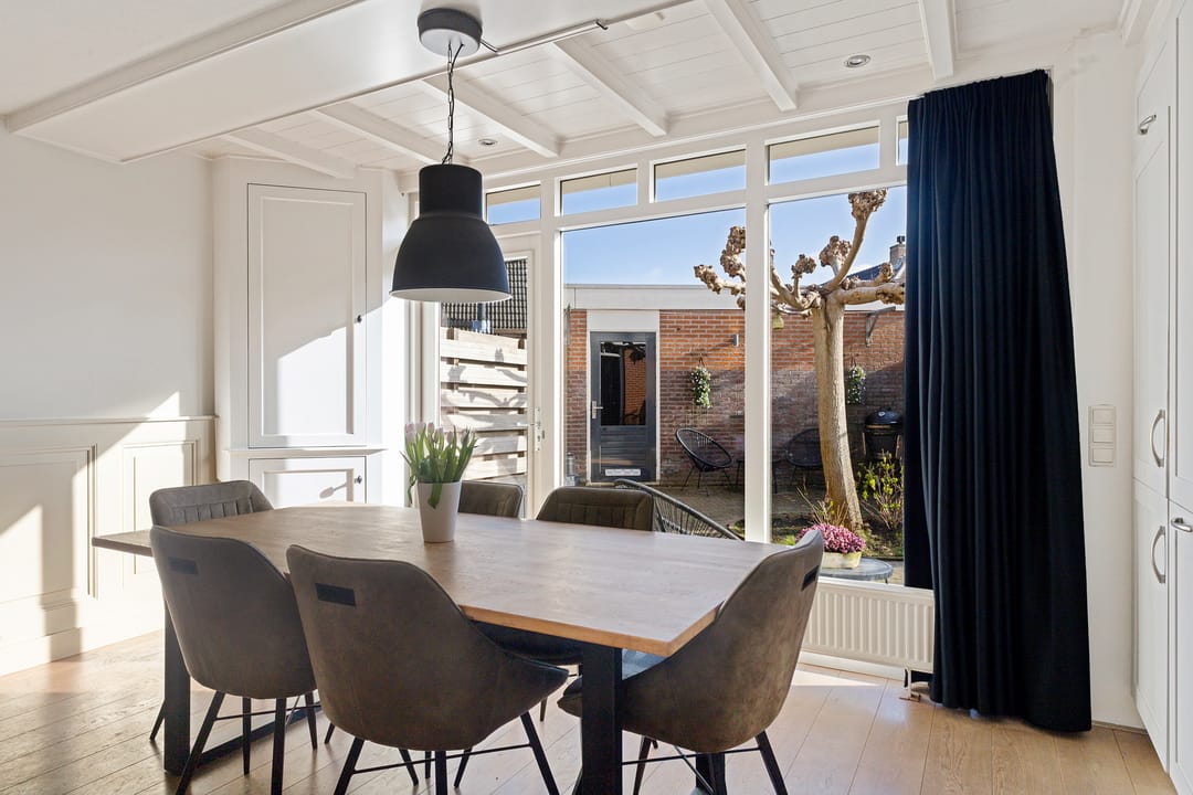 Charming corner house with 4 bedrooms and detached garage in quiet Hoorn neighborhood — 14