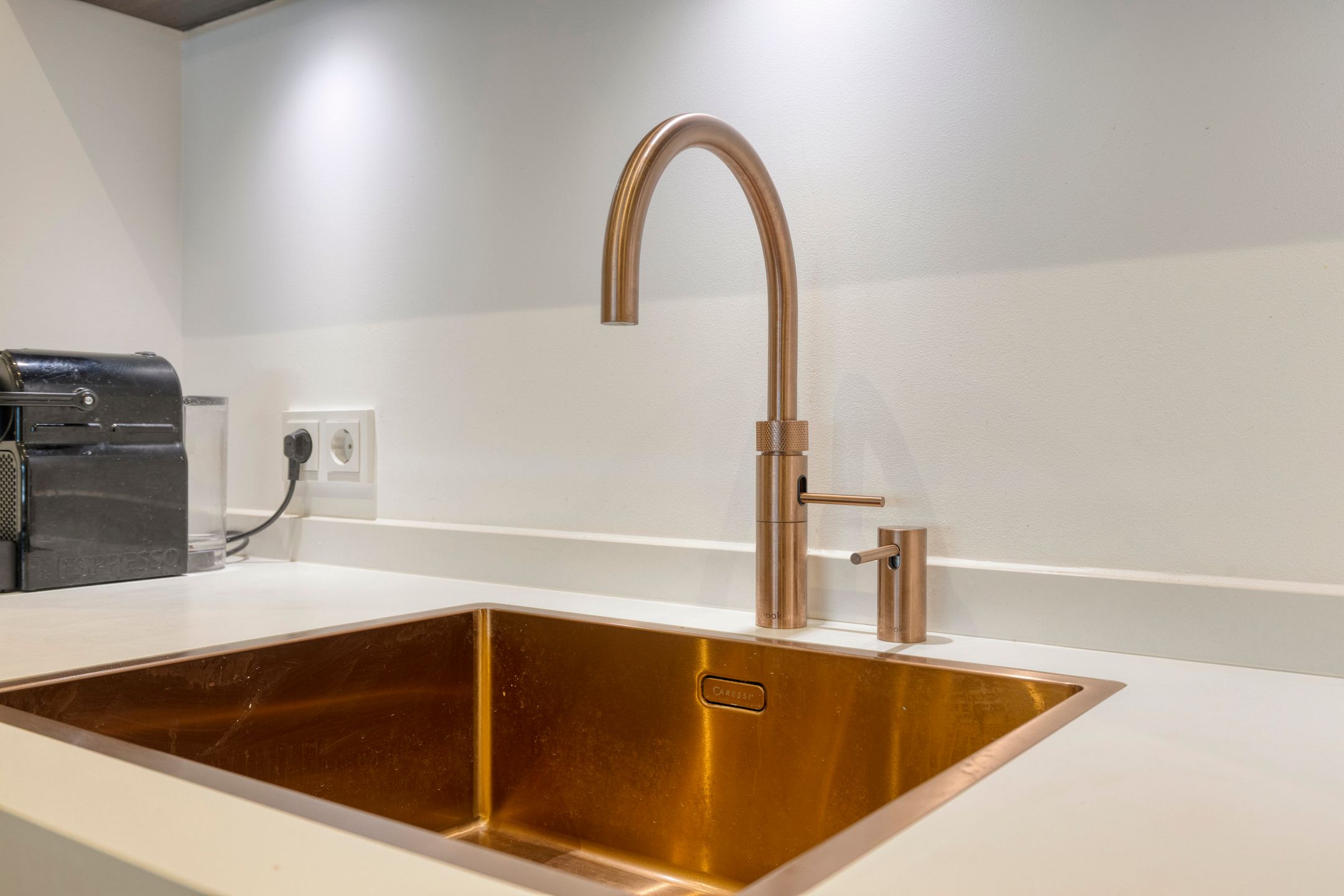 Foto 27 van Oosterweezenstraat 101-K