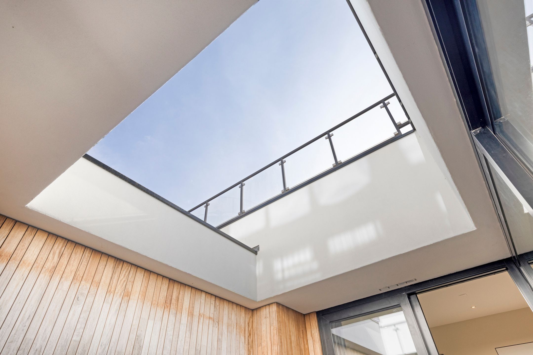 Foto 39 van Oosterweezenstraat 101-K