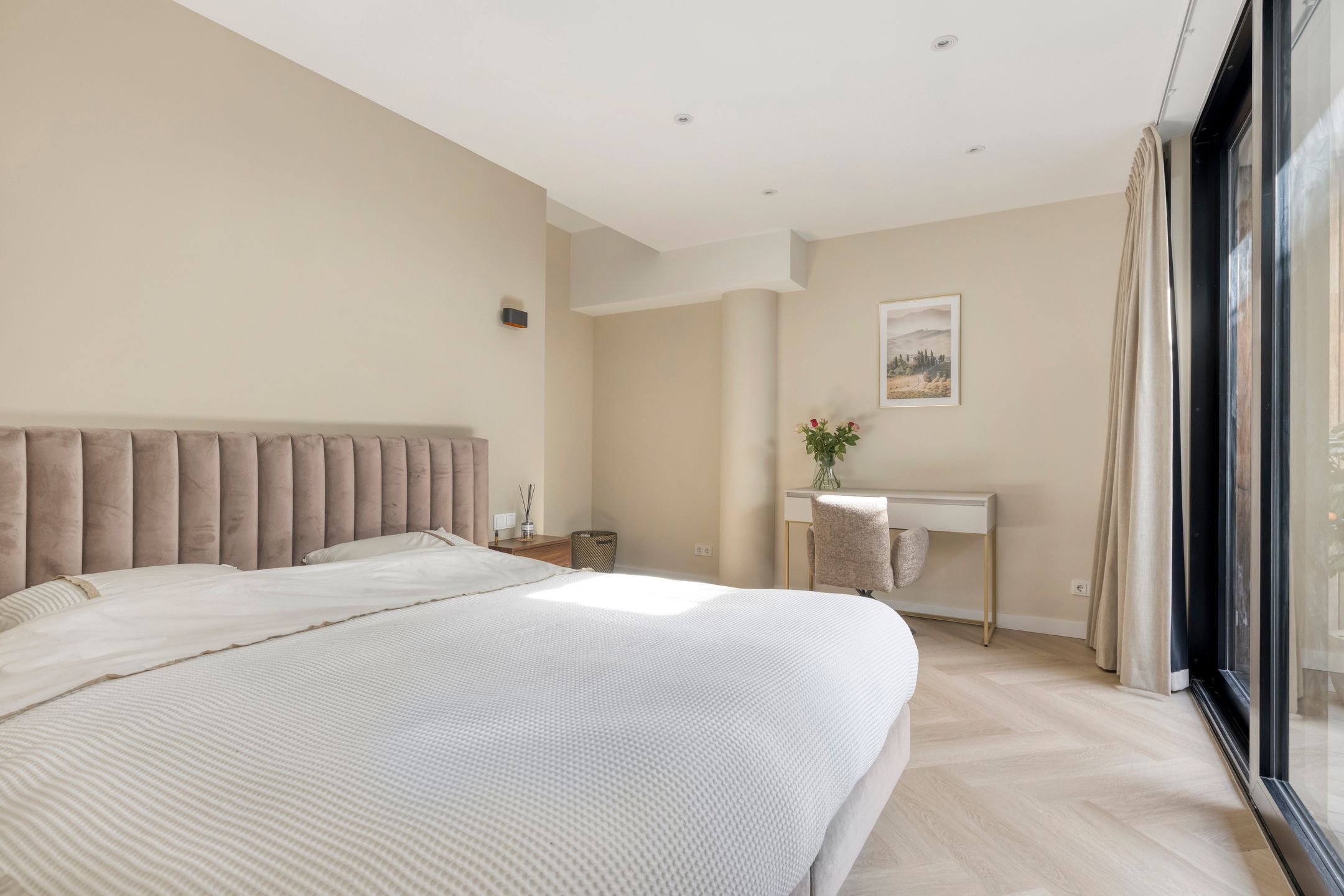 Foto 33 van Oosterweezenstraat 101-K