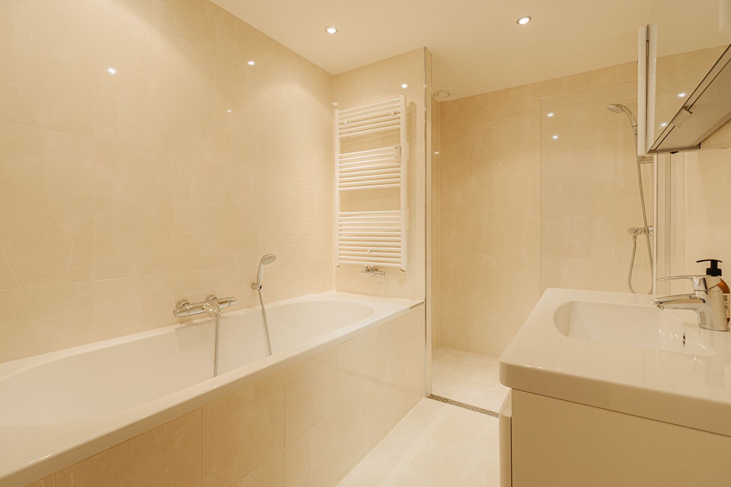 Foto 20 van Kiefskamp 7