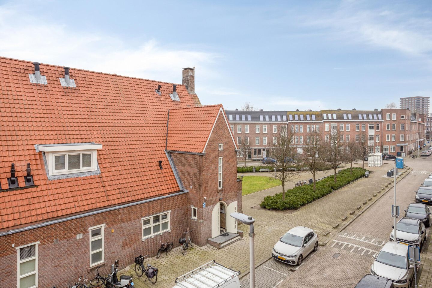 Affordable 3-room apartment centrally located in Hillesluis — 38