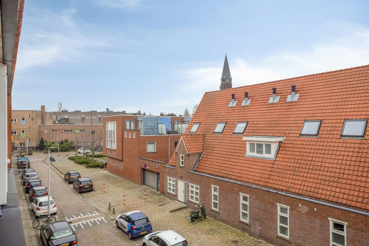 Affordable 3-room apartment centrally located in Hillesluis — 40