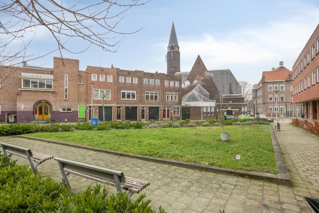 Affordable 3-room apartment centrally located in Hillesluis — 44