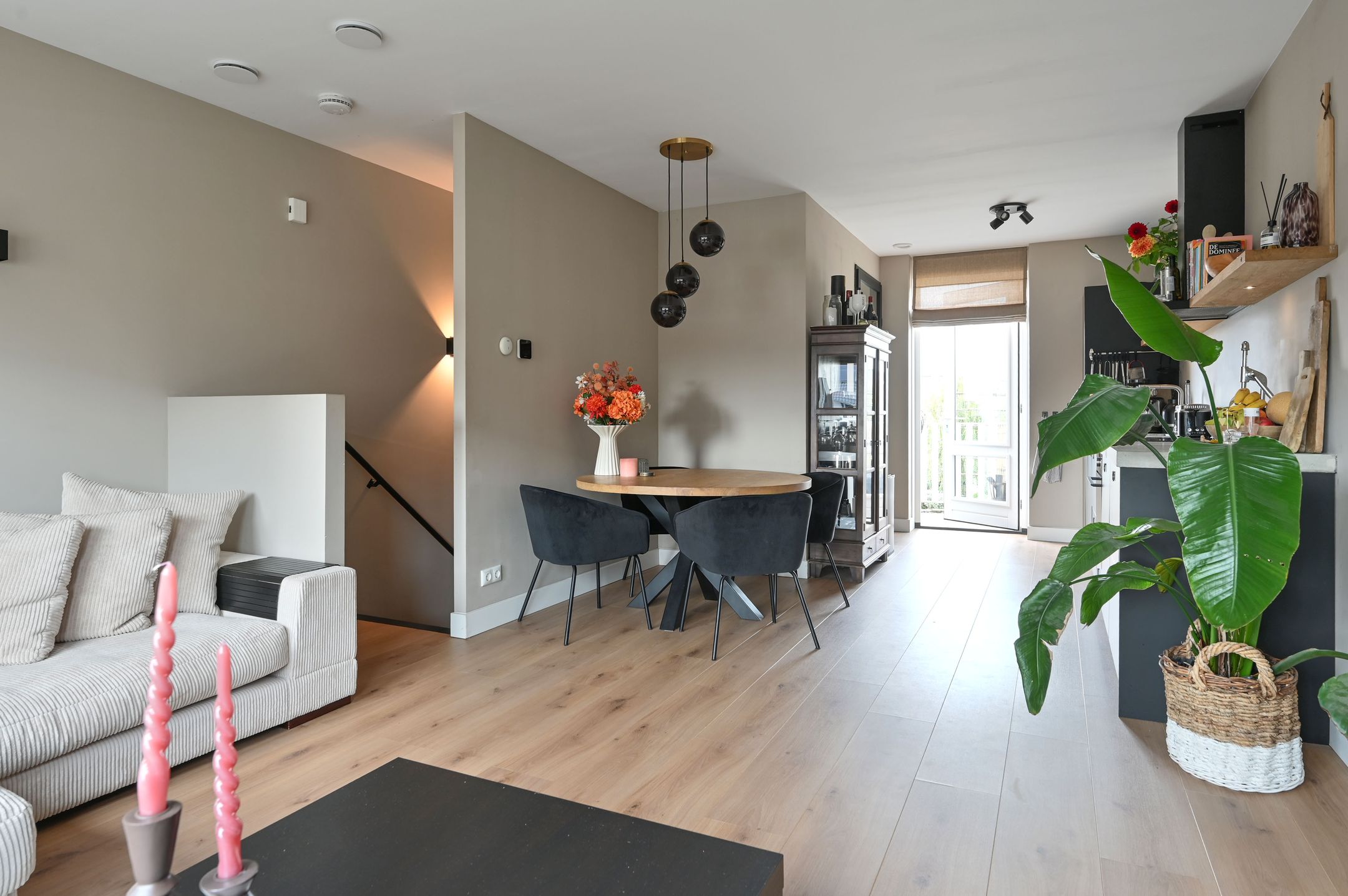 Photo 6 of Hoogeboomstraat 33