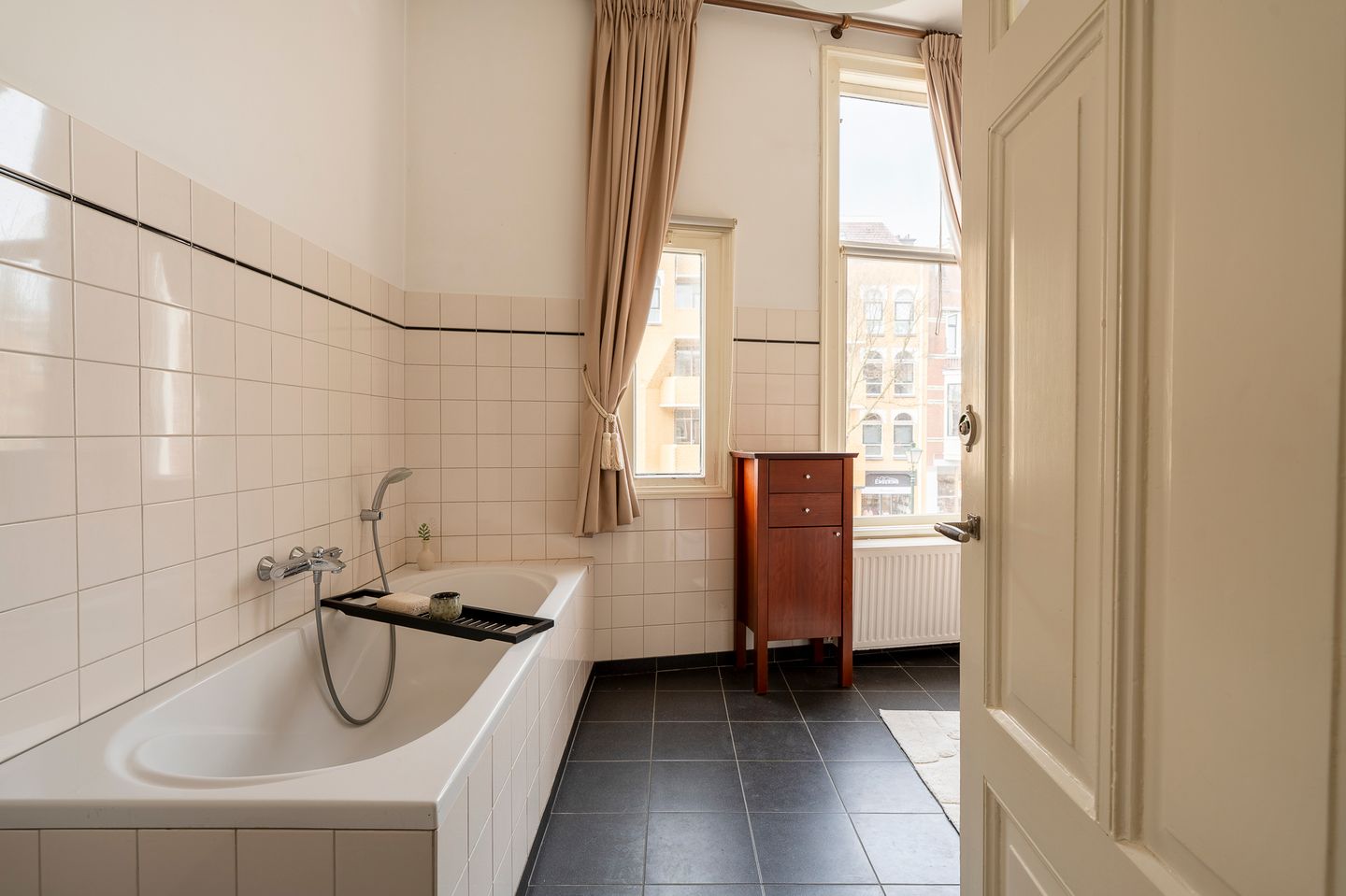 Photo 35 of Frederik Hendriklaan 148