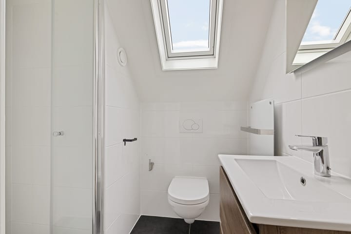 Vrijstaande woning te koop: Oranjekanaal NZ 10-0011, Wezuperbrug