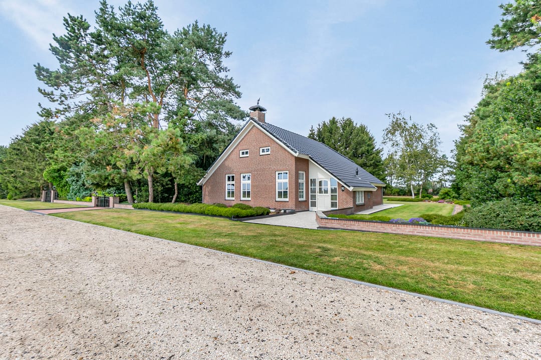 Photo 46 of Scholtweg 8