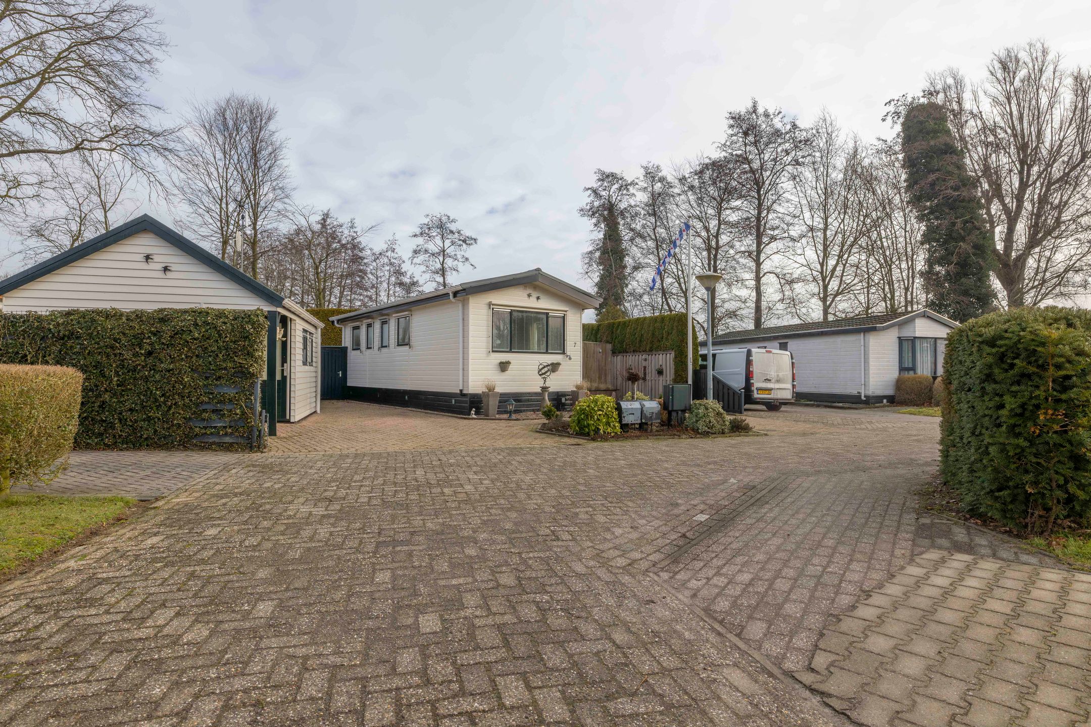 Foto 42 van Joerelaan 1-07