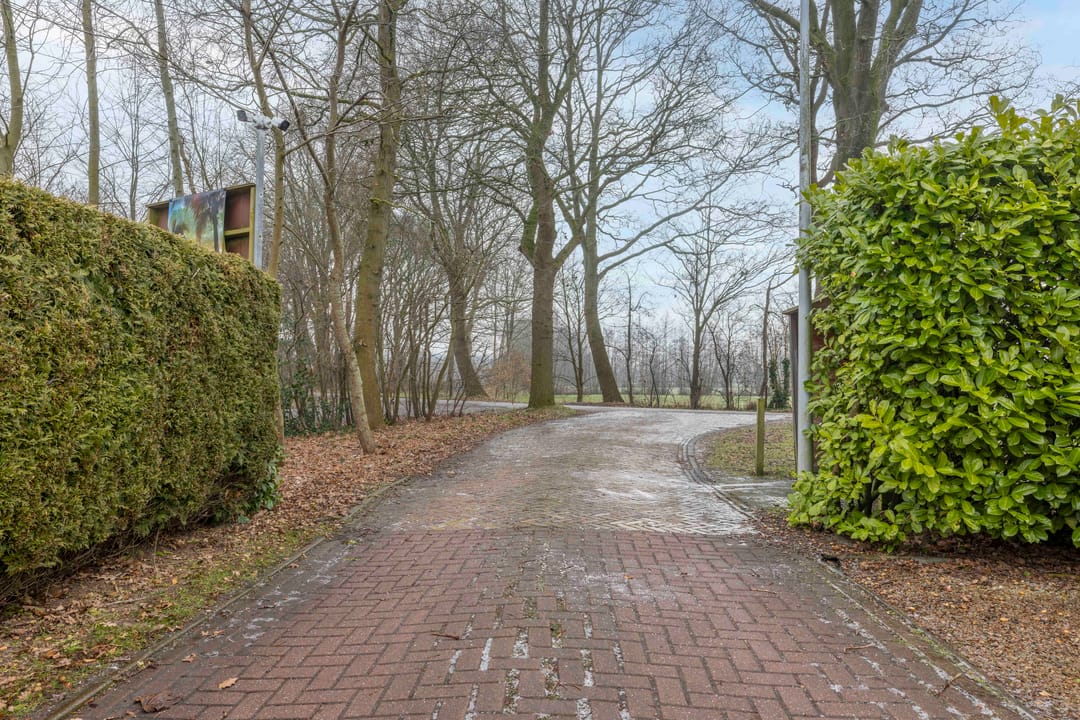 Foto 46 van Joerelaan 1-07