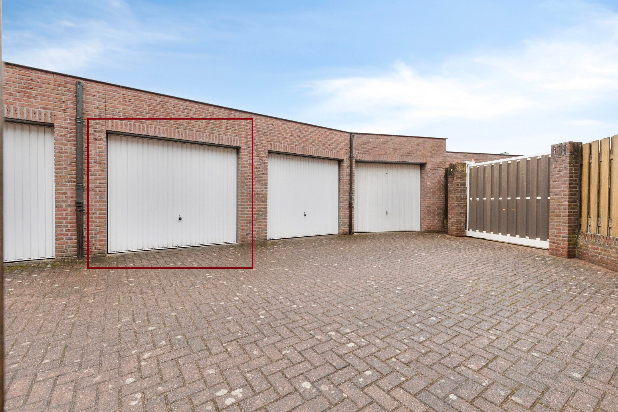 Foto 30 van Burgemeester Magneestraat 28-A