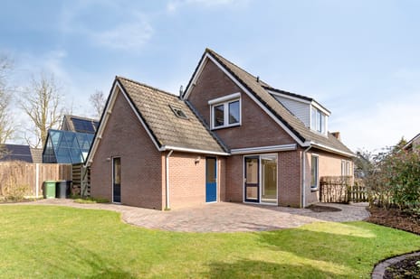 Kamille 3 secondary image