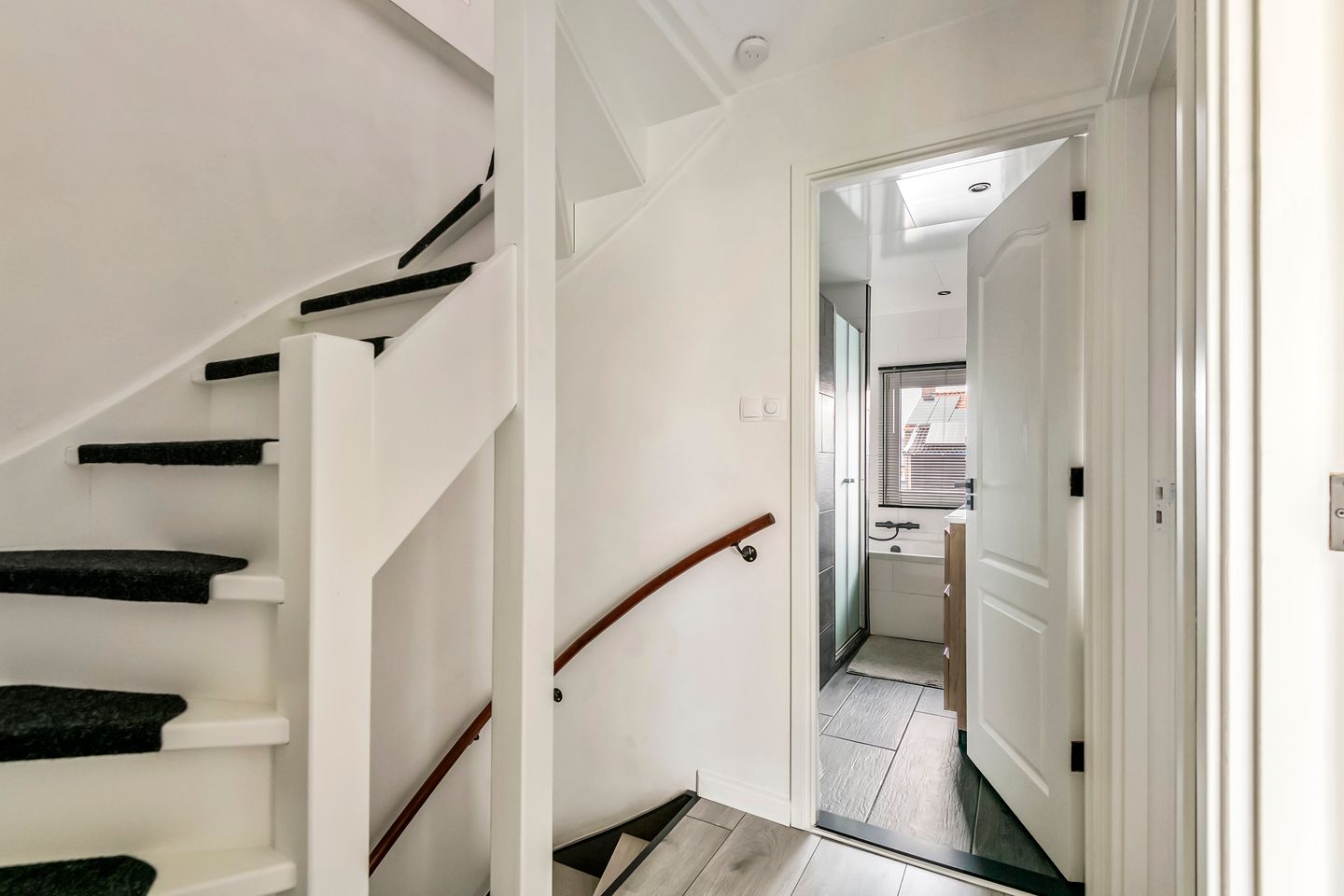 Foto 25 van Wielewaallaan 31