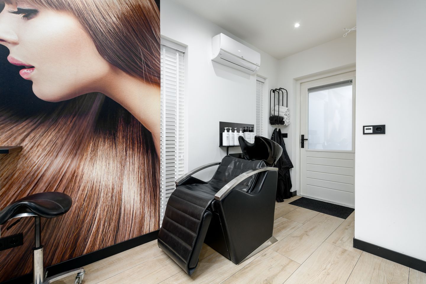 Photo 40 of Iikmounewei 21