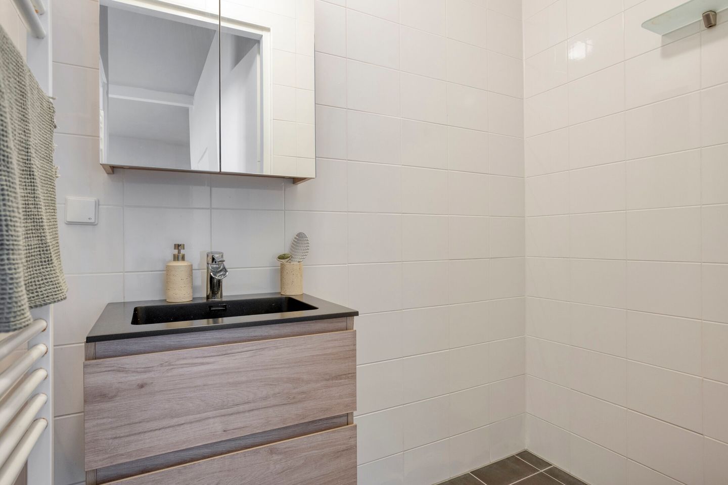 Photo 14 of Westzijde 408-D